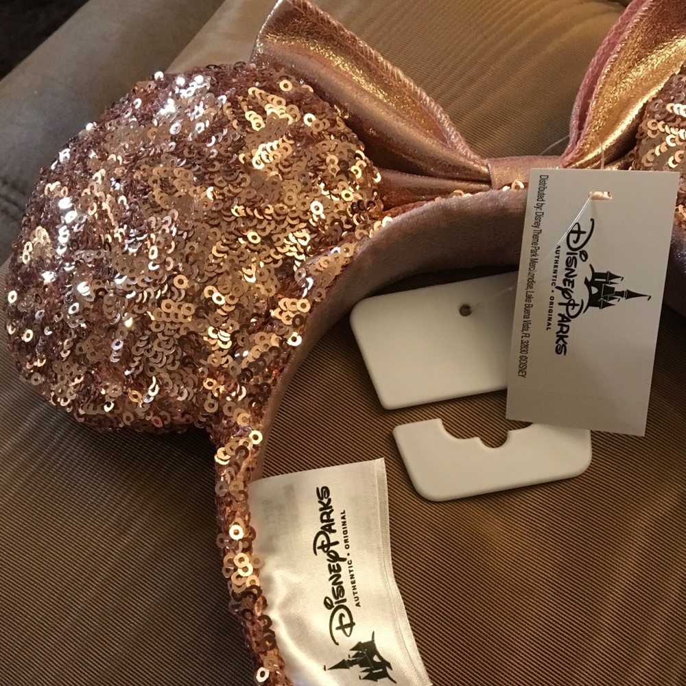 LAST CHANCE NWT Authentic Rose Gold Disney ears - Picture 7 of 7